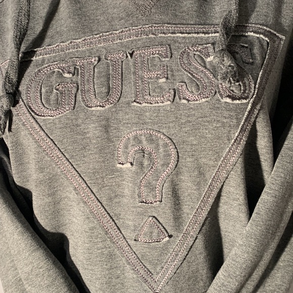 Guess Size M - Picture 6 of 9